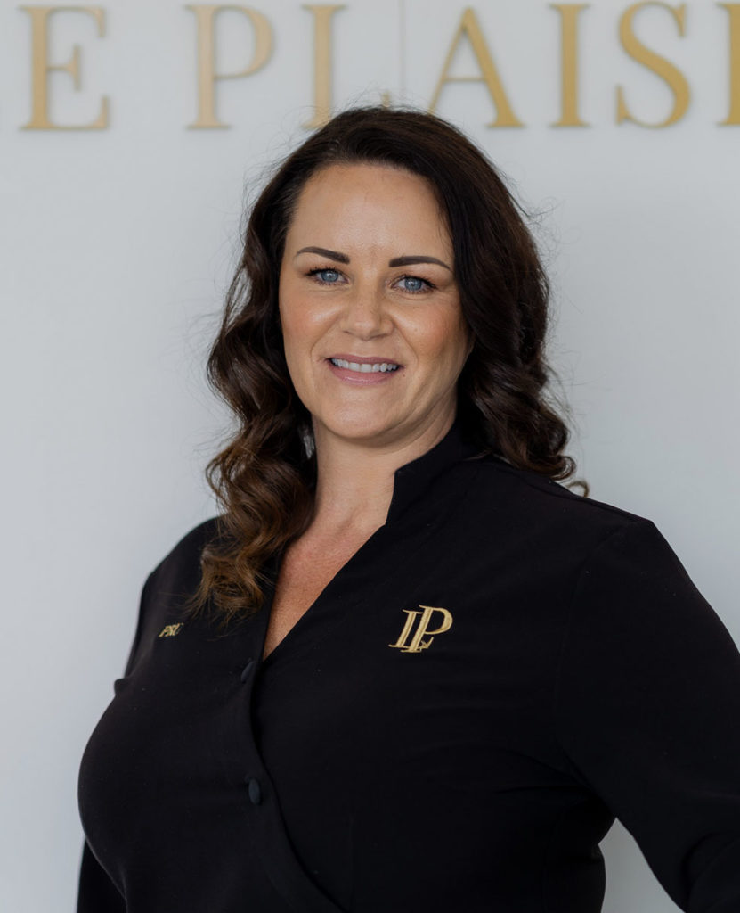 Le Plaisir employee Pru is a qualified beauty therapist and provides self care, skincare, massages and healthy skin in Kaiapoi, New Zealand